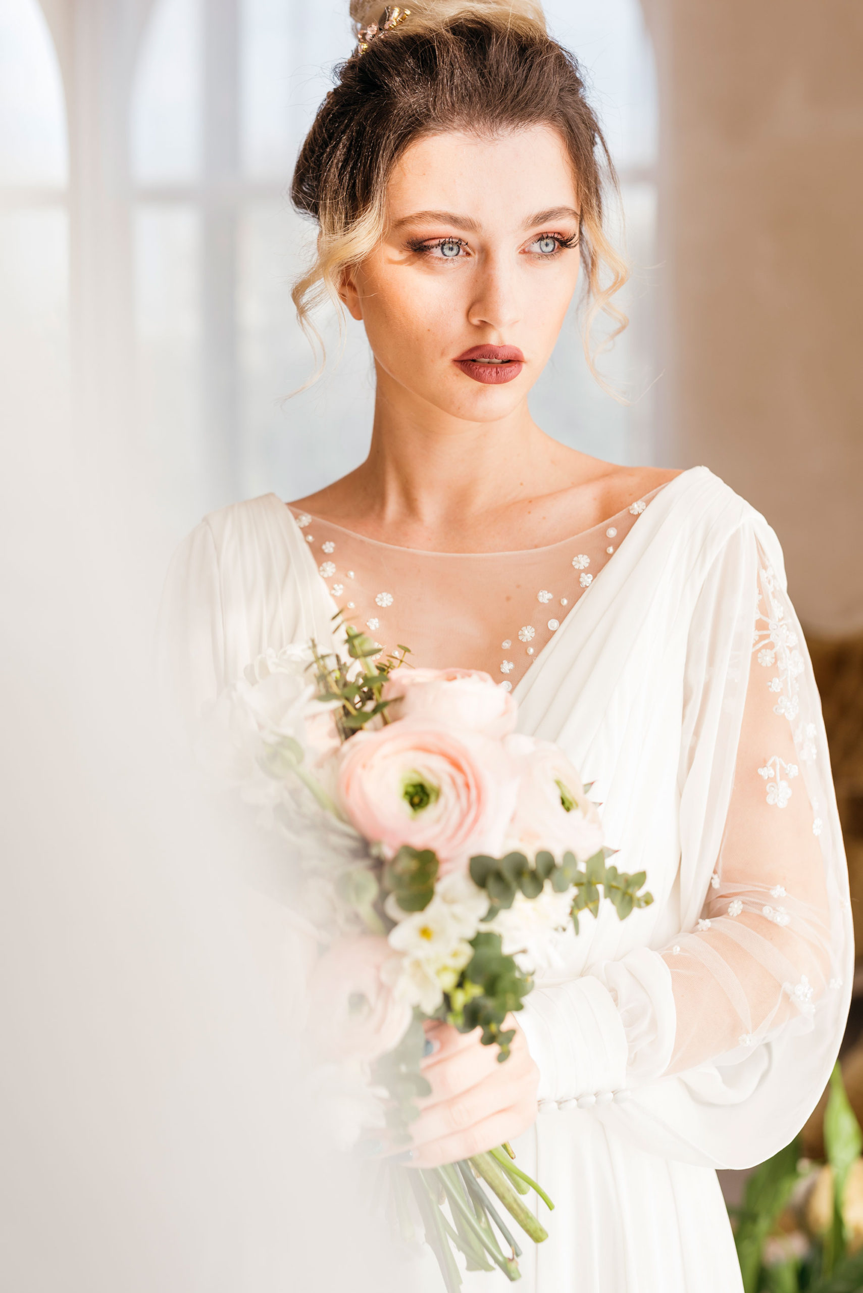 bride-with-bouquet-flowers